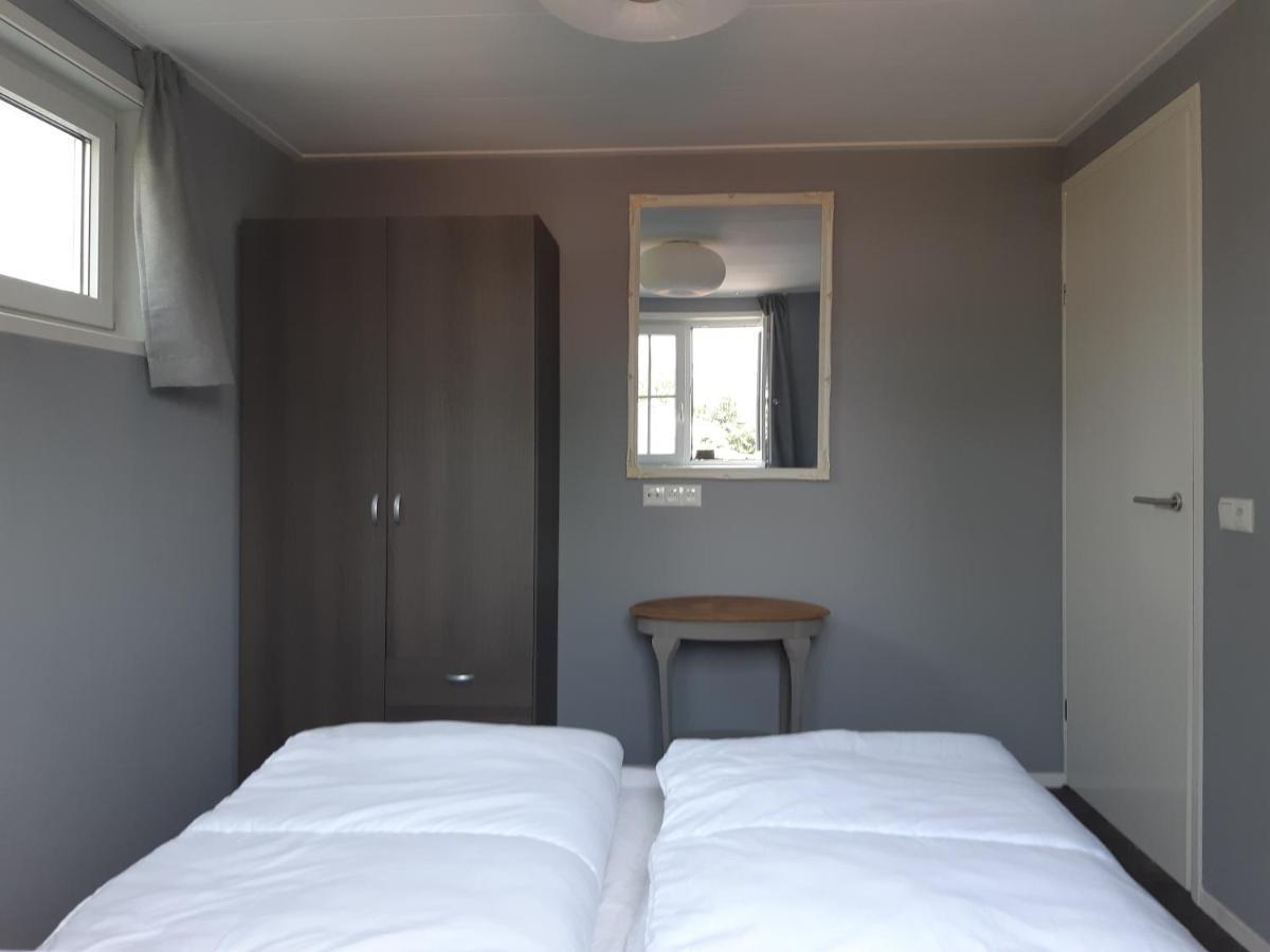 Nieuwe Beachbungalow Aan Ijsselmeer 39 24 Four Seasons Lemmer Luaran gambar