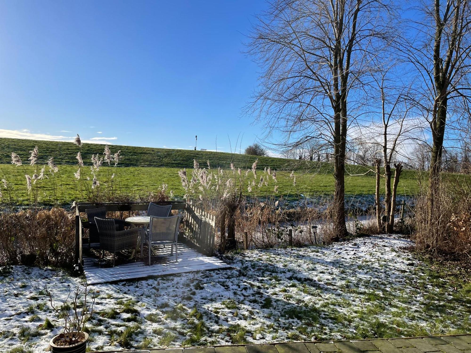 Nieuwe Beachbungalow Aan Ijsselmeer 39 24 Four Seasons Lemmer Luaran gambar